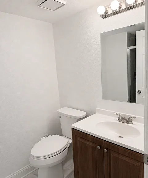 17193 E Tufts Ave — Photo 20