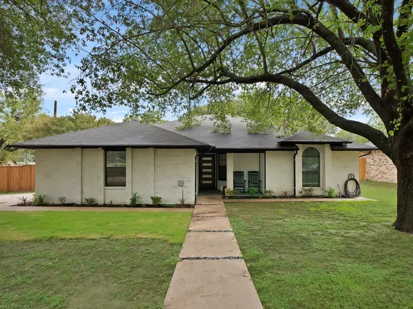 932 Rosebud Dr, Azle, TX 76020