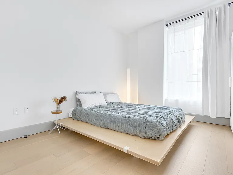 308 N 7th St #3D — Photo 4