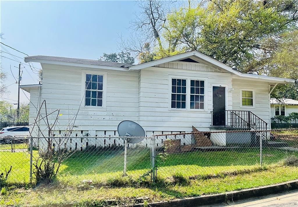 14 Canal St, Chickasaw, AL 36611 MLS 7188547 Zillow