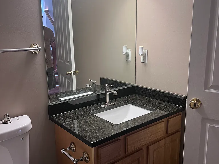 1800 Stone Manor Cir — Photo 26