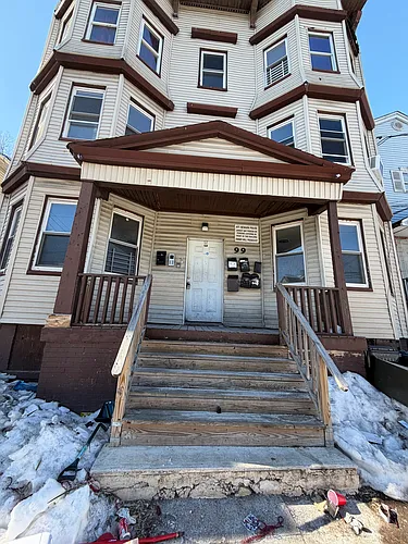 99 Brookdale Ave Photo 1