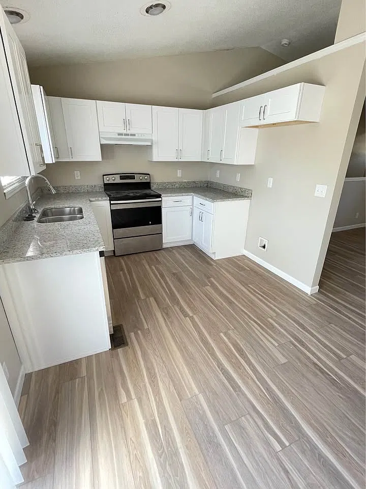 1706 N. Woodchuck St. - 1706 — Photo 4