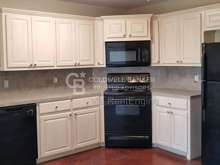 406 N Dover Ave — Photo 5
