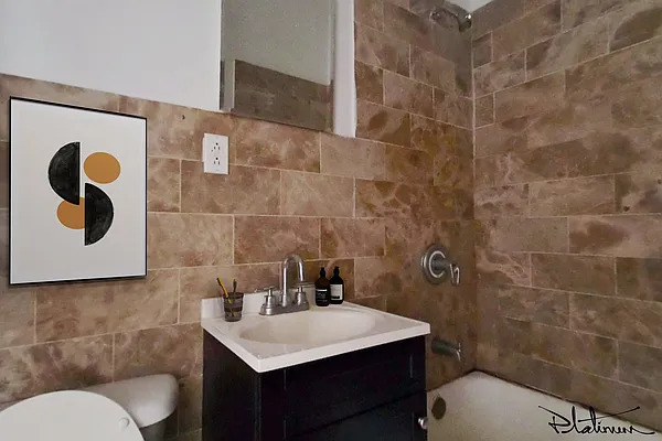 Rented by Platinum Properties | media 4