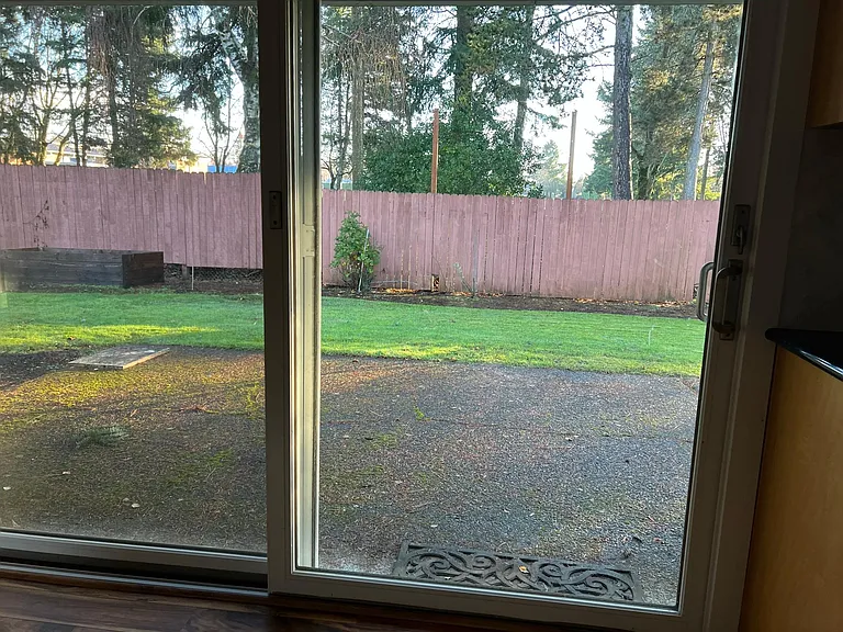 1001 SE 128th Ave — Photo 21