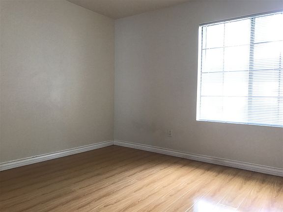 4th image of 15032 Avenida Venusto Unit 171