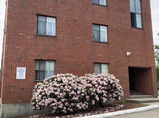 11 Pond St APT 34, Waltham, MA 02451