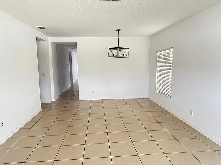 477 Kestrel Dr — Photo 6