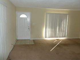 4th image of 8148 Schoen Dr