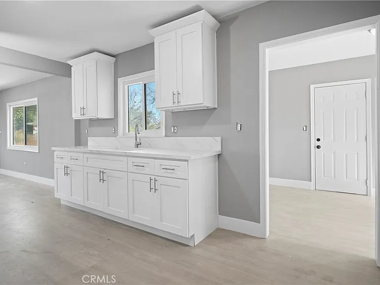 4330 Pacific Ave — Photo 14