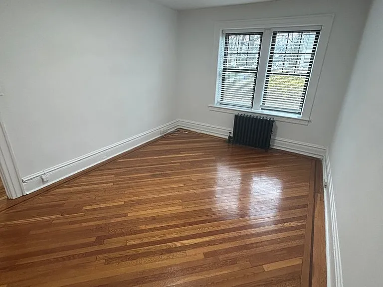 Hillside Gardens Apartment Homes — Photo 11
