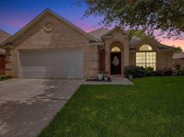 Home for Sale in Arlington TX