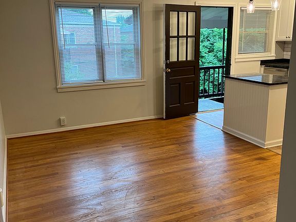 4th image of 2022 Northwest Blvd
