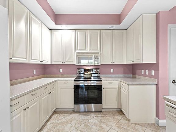 5th image of 337 Vintage Bay DR #D4