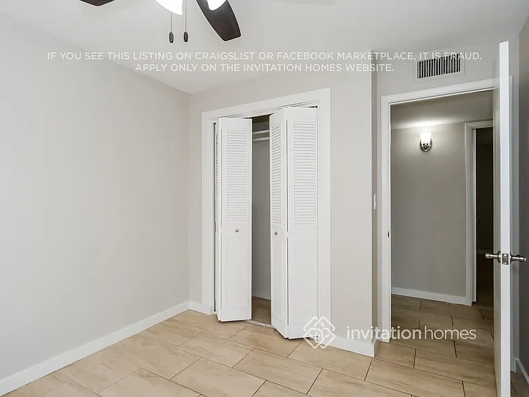 2211 N 54th Ln — Photo 10