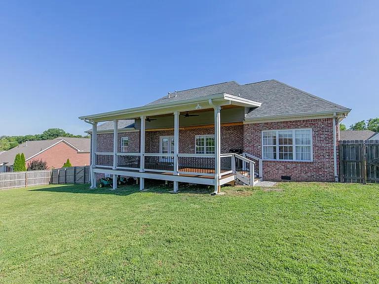 122 Buckhaven Dr — Photo 48