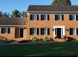 128 Olde Field Dr, Lititz, PA 17543