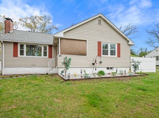 45 Craigs Rd, Windsor, CT 06095