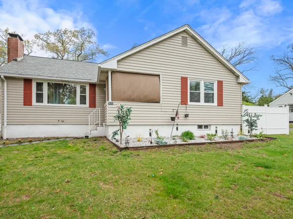 45 Craigs Road, Windsor, CT 06095