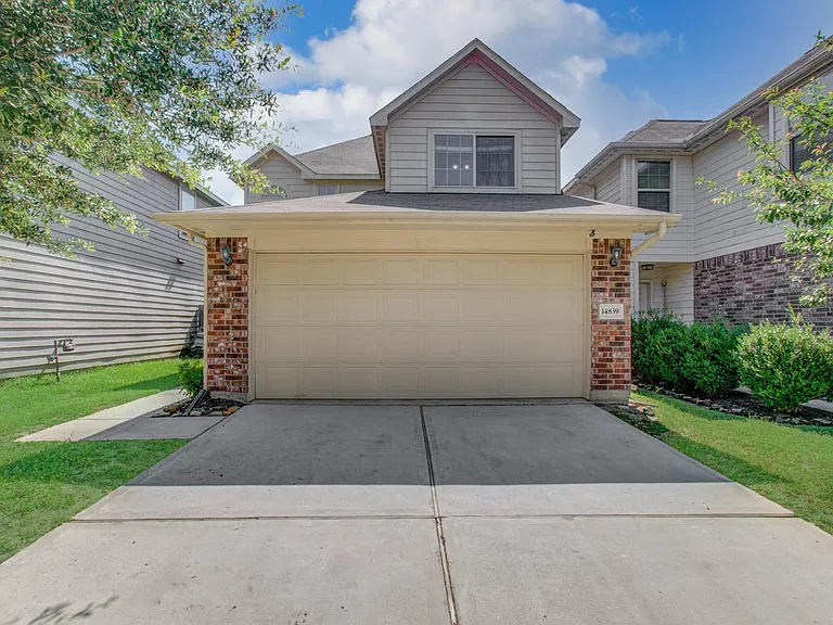 14839 Swansea Harbor Ln — Photo 2
