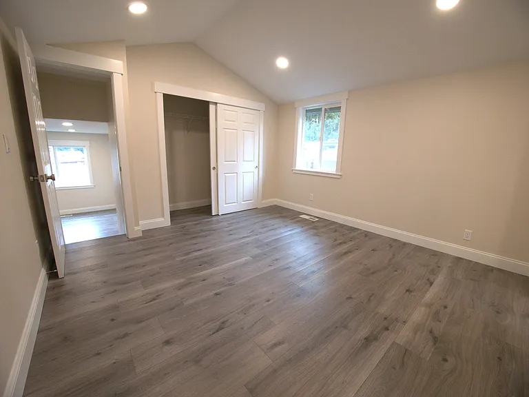 Main bedroom.