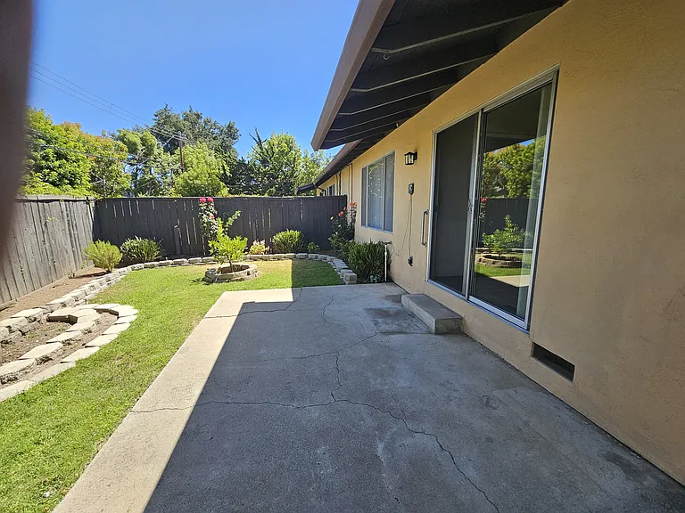 1240 Klee Ct — Photo 26