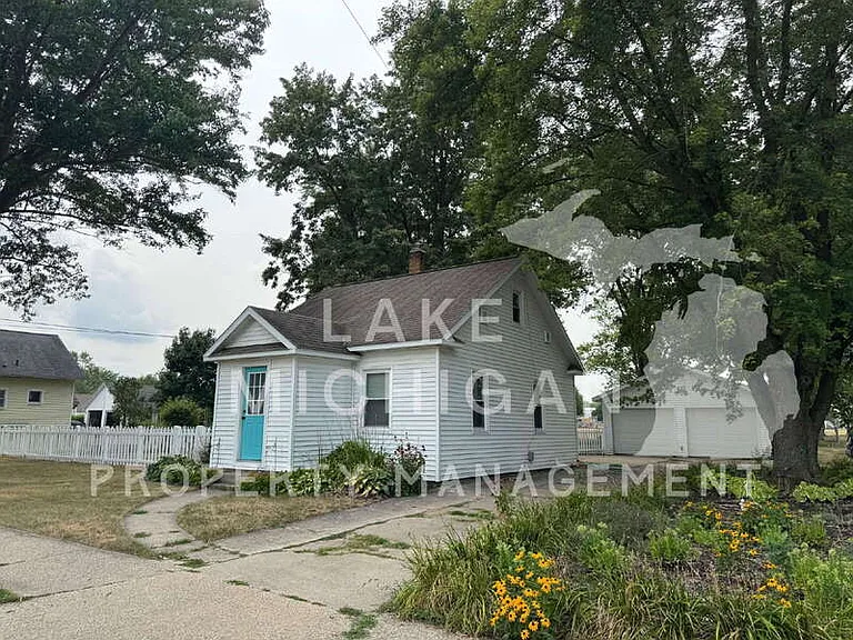 5771 School Ave — Photo 8