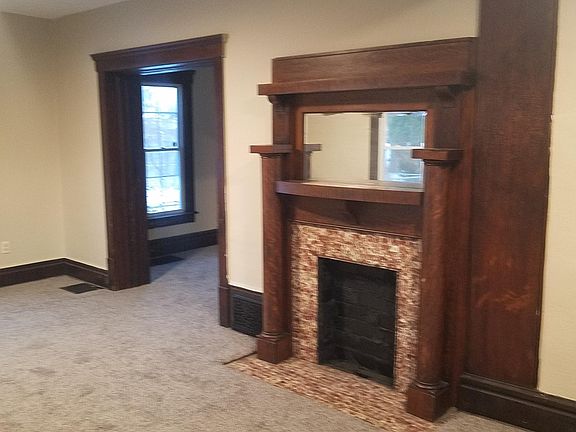 2nd image of 901 E Buchtel Ave