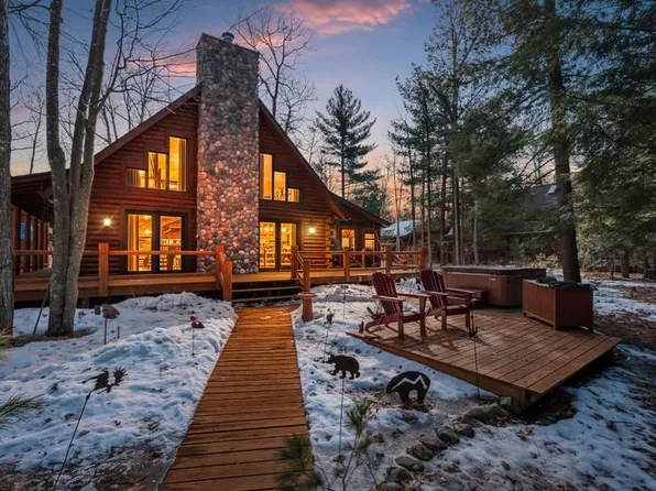 15549 Spur Ln, Mountain, WI 54149