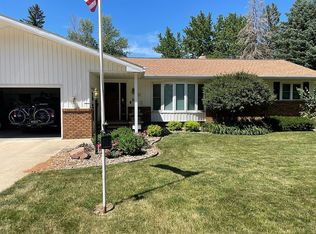 111 Spruce St, Reinbeck, IA 50669
