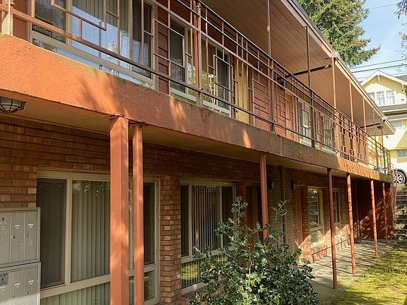 5th image of 5612 University Way NE #9823580