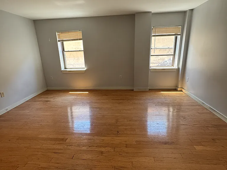 532 Commonwealth Ave — Photo 5