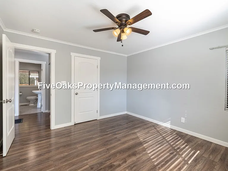 252 Folsom Rd #A — Photo 15
