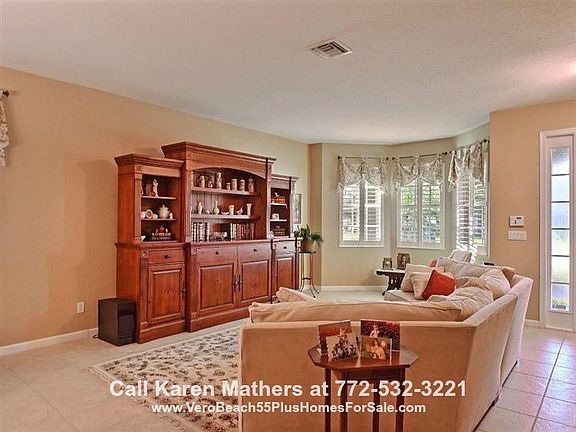 4th image of 1776 SW Jamesport Dr