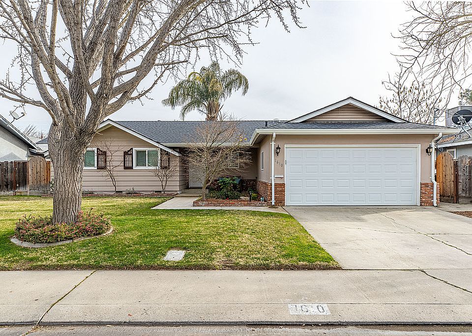 1st image of 1610 Sandalwood Dr