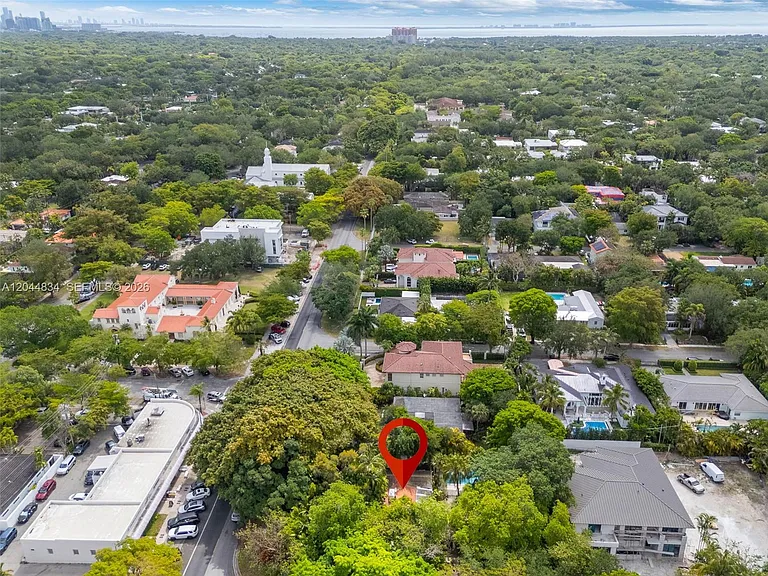 5390 Sunset Dr — Photo 24