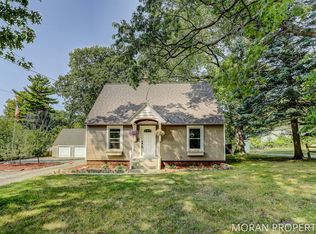 16843 W Spring Lake Rd, Spring Lake, MI 49456