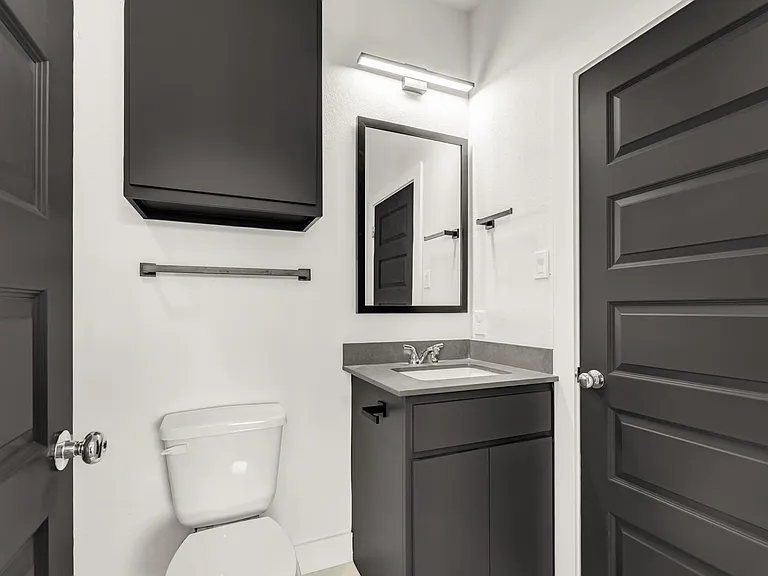 3006 Alpha Wolf Ct — Photo 31