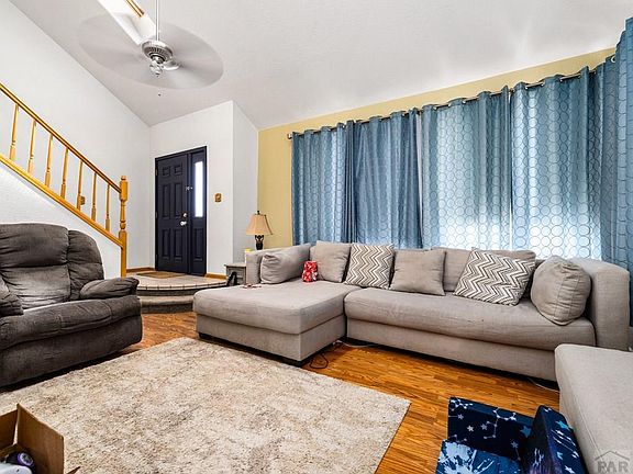 3rd image of 967 W Yerba Buena Dr