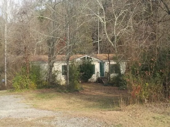 5196 E Holiday Ct, Acworth, GA 30102