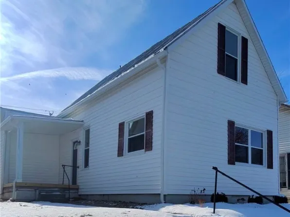 226 E Main St, Union City, OH 45390