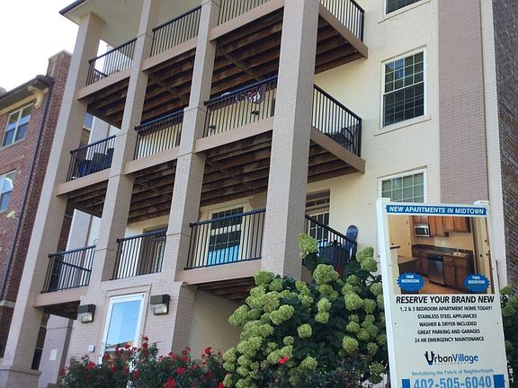 3rd image of 3009 Harney St Floor 1