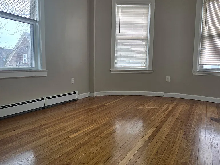 36 Spencer St #2 — Photo 7