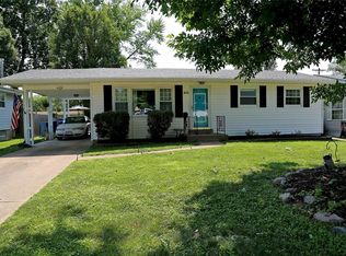 40 Cortez Dr, Florissant, MO 63031