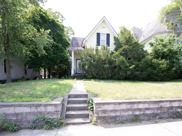 124 W Warren St, Michigan City, IN 46360
