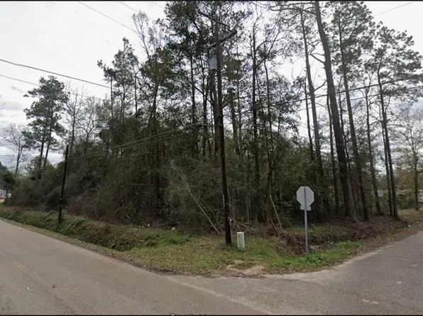N 3rd Ave, Slidell, LA 70460