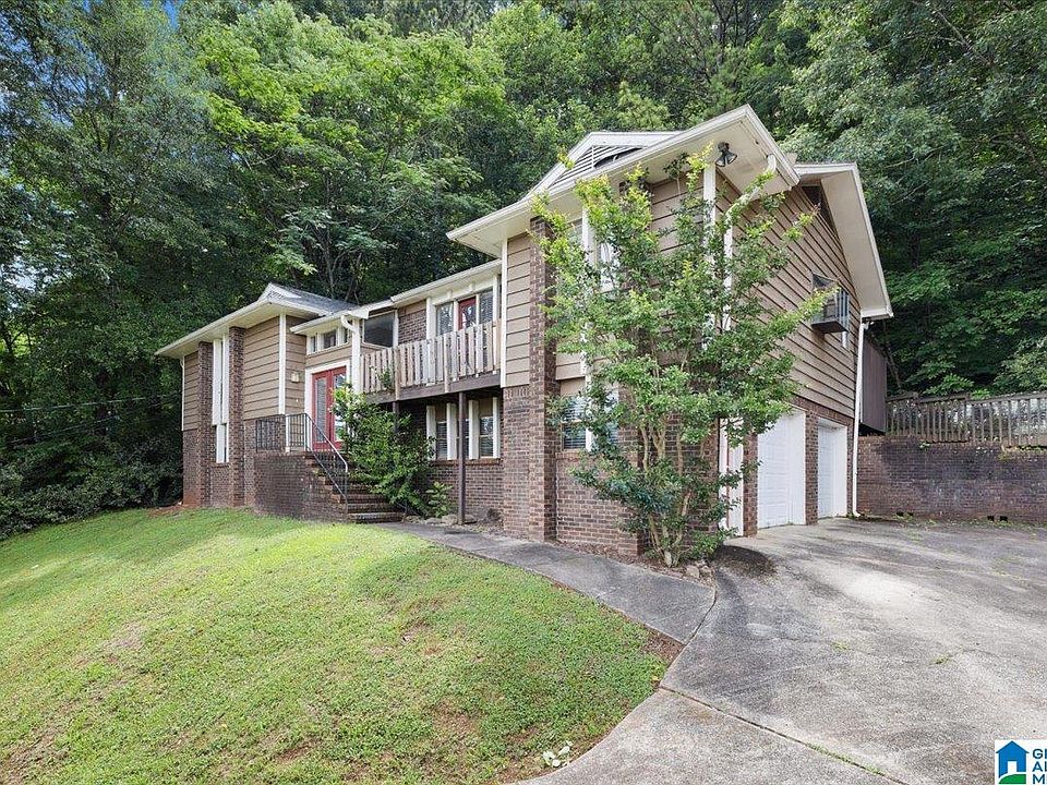 1st image of 8825 Valley Hill Dr