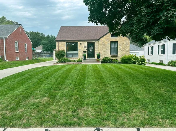3760 B St, Lincoln, NE 68510