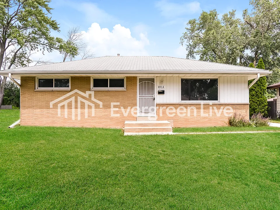 8914 W Custer Ave